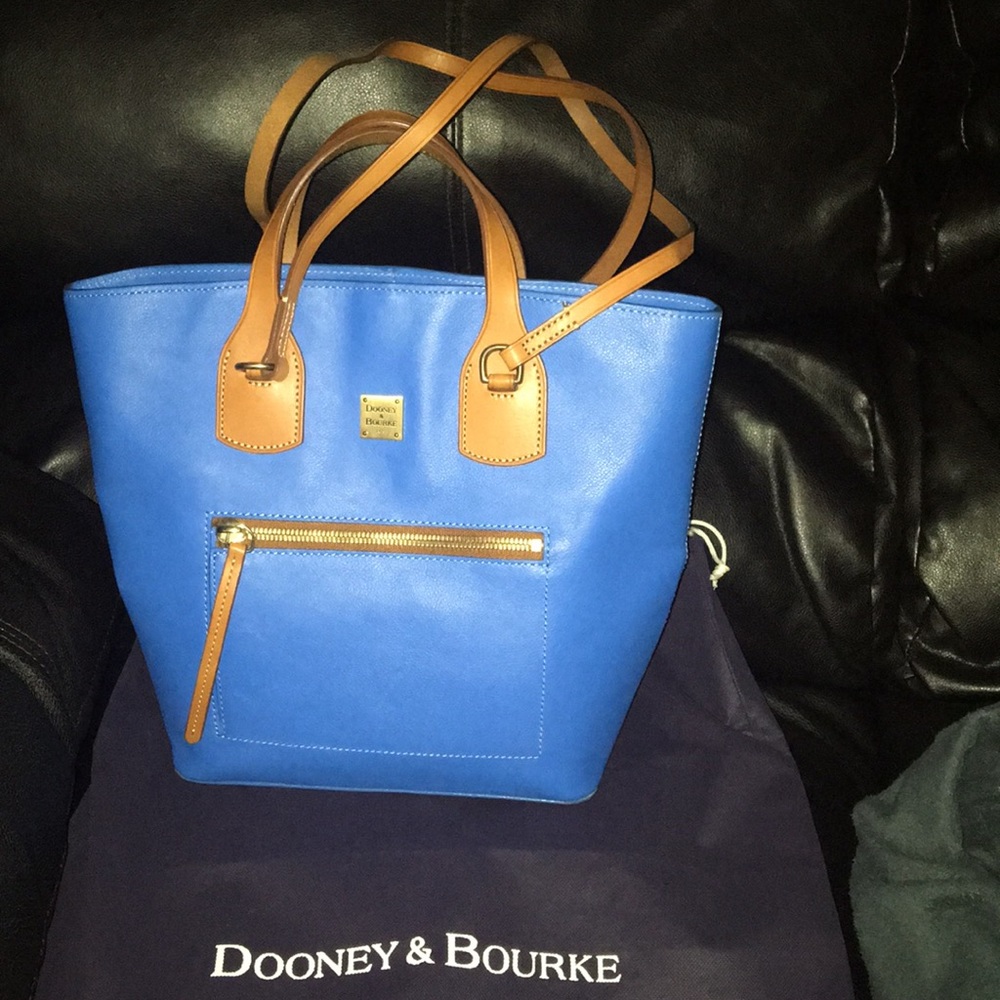 FREE SHIPPING!!!!!  DOONEY AND BURKE